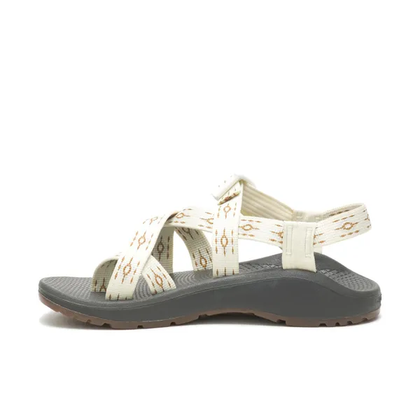 Chaco Women's Z/Cloud 2 Oculi Sand
