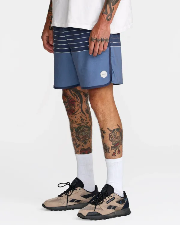 RVCA Yogger Hybrid 17" Short MOODY BLUE