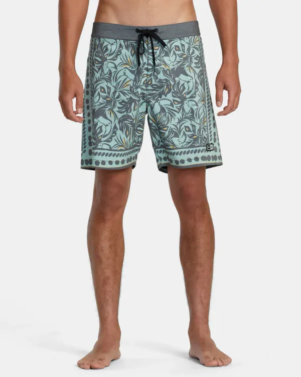 RVCA Resort Trunk Aloe