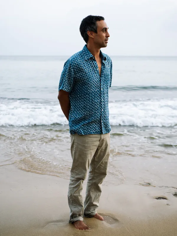 Guava Lane Men's SS Button Down Indigo Scales